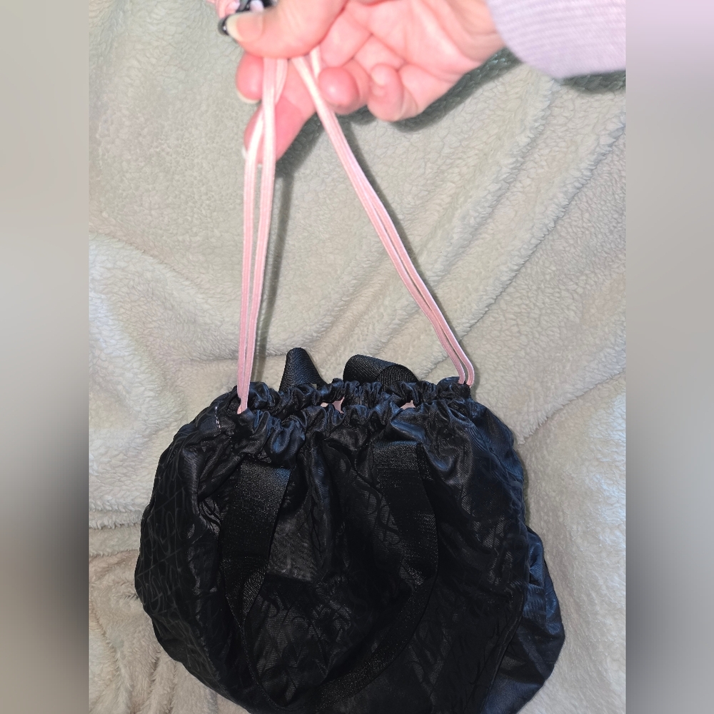 Victoria's Secret Black Packable Tote Bag - Picture 8 of 10
